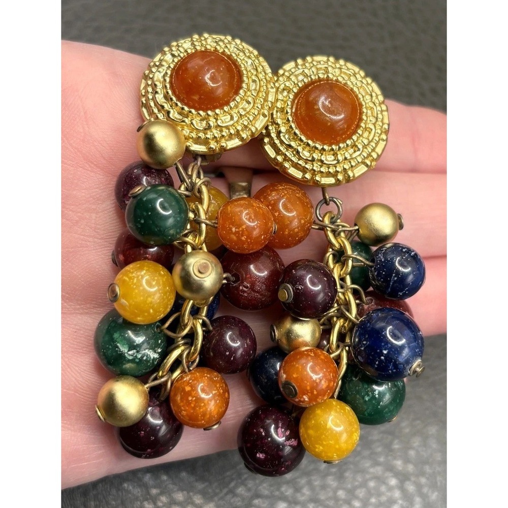 Vintage Carnelian Jade Beaded Charm Dangle Earrings Gold Tone